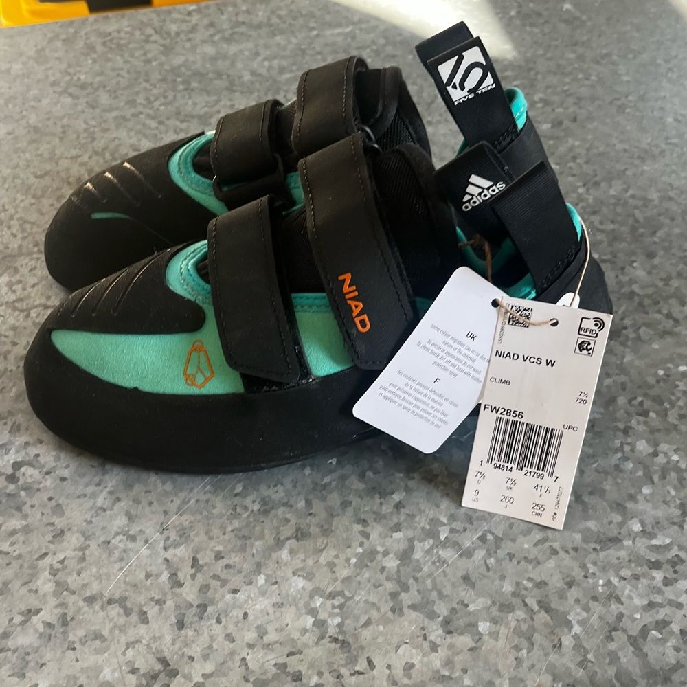 Adidas Five Ten NIAD VCS Climbing Shoes